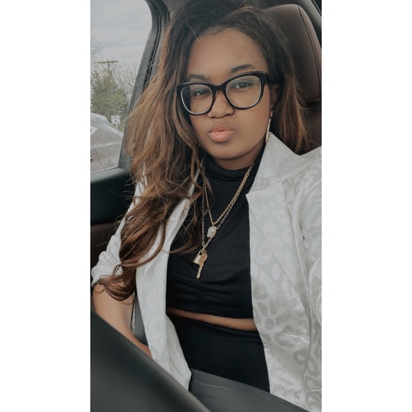 🦄Meet Me//Offer Rules 💙New💙 - Picture 7 of 10